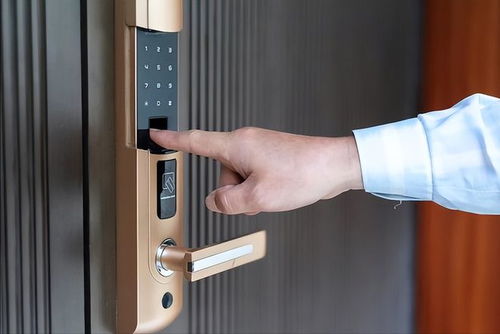 為啥紅極一時(shí)的指紋鎖 跌下神壇 看完這3個(gè)缺點(diǎn),就不奇怪了